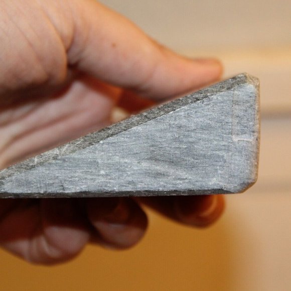 Black Soapstone Canadian Intuit Etched Angle Square Paperweight Sculpture Signed - Picture 3 of 4